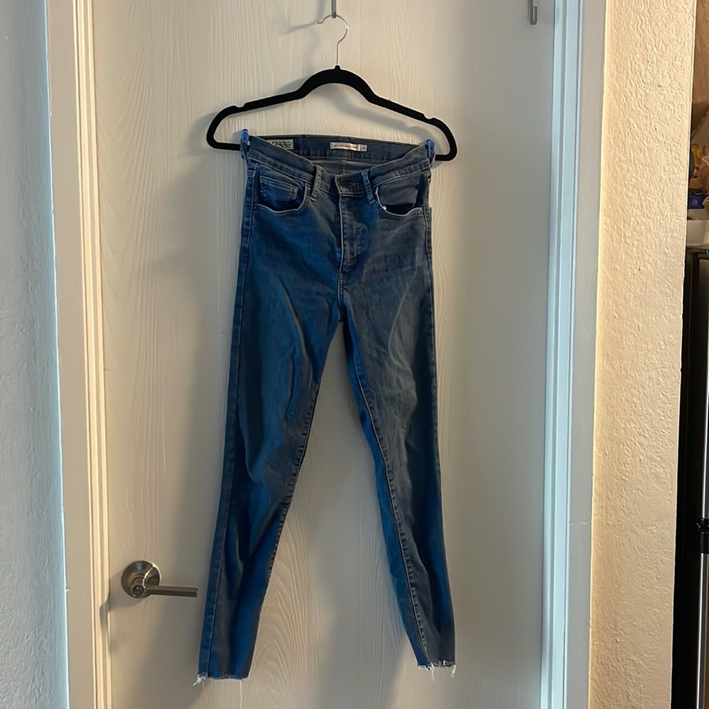 Levi’s Mile High Skinny Jeans